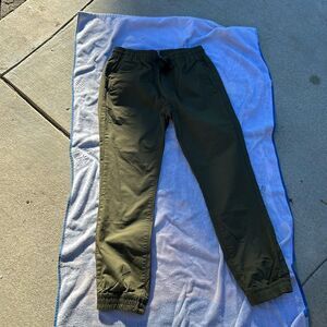Volcom Army Green Joggers size S Soft Nice NWT